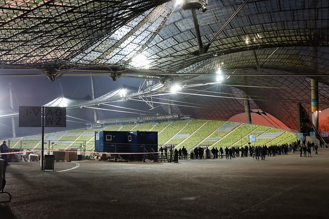 现以大比分 现以大比分